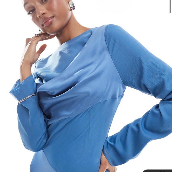 NWT ASOS Design Elegant Blue Long Sleeve Cowl Neck Chiffon Maxi Evening Gown - Picture 4 of 4